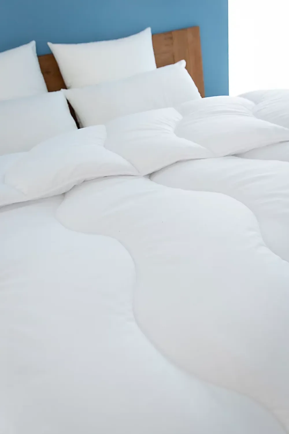 Abeil Couette légere ICEBERG 220x240cm* Couette