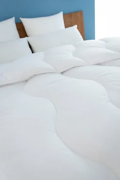 Couette légere ICEBERG 240x260cm><noscript><img width=
