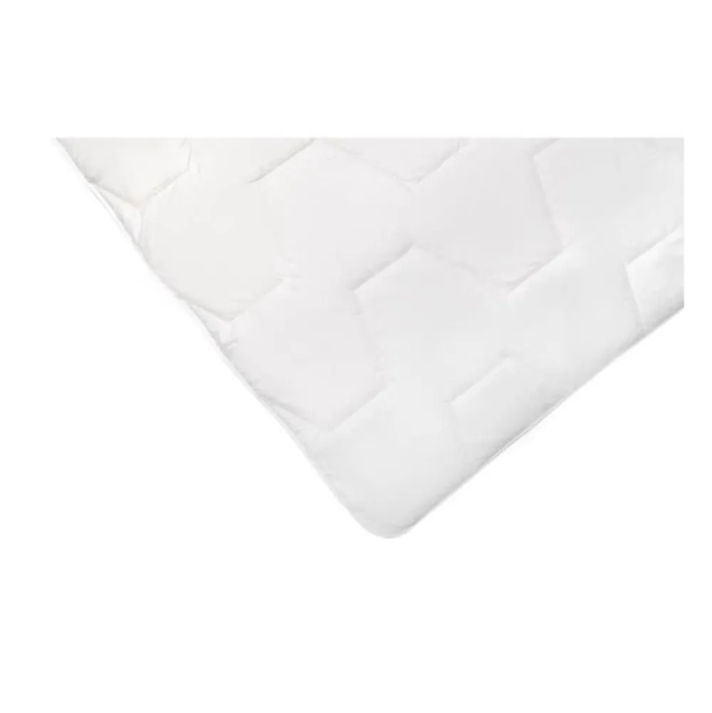 Couette légere NUAGE de DOUCEUR 220x240 cm blanc>Abeil Outlet