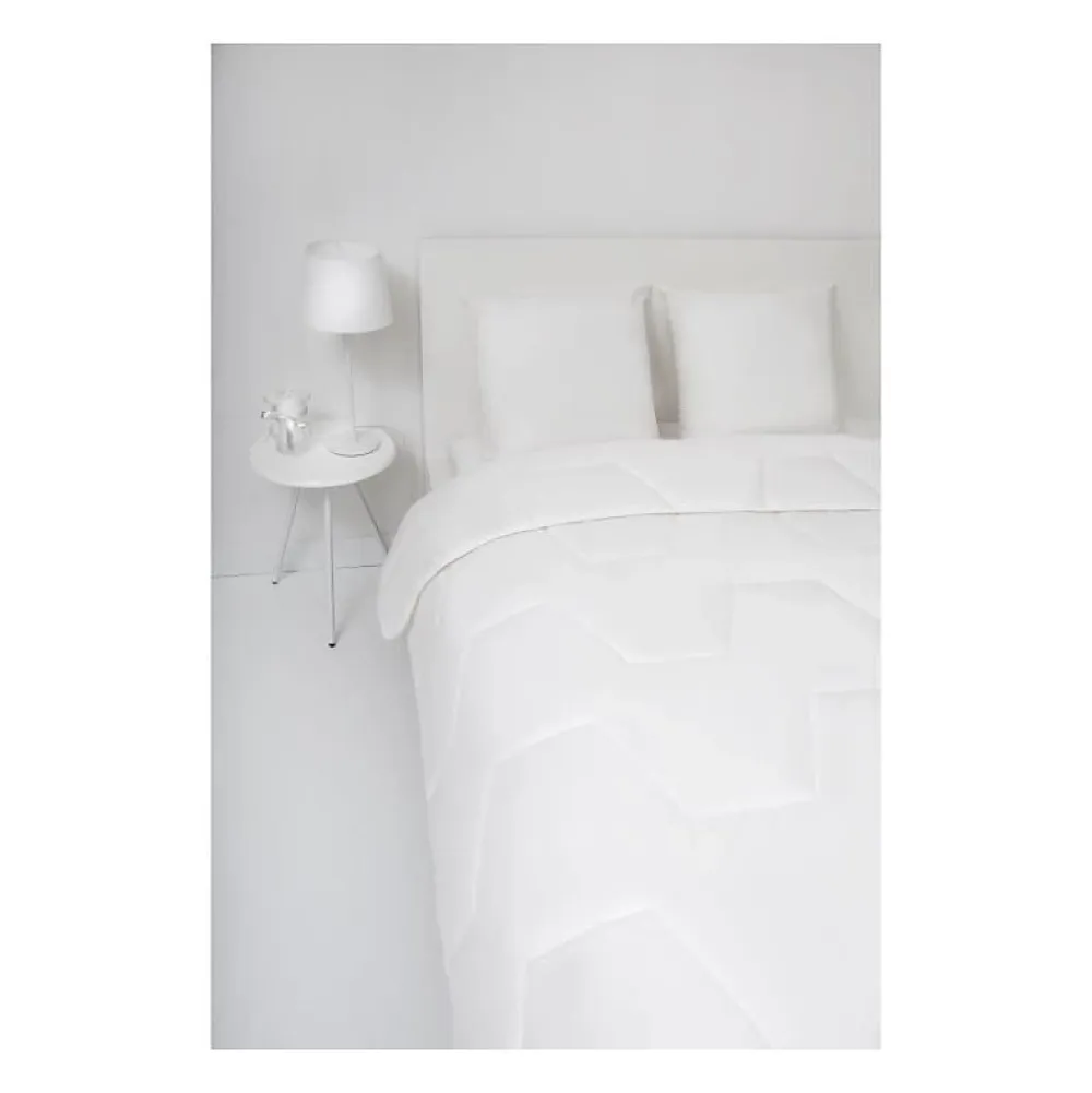 Abeil Couette légere NUAGE de DOUCEUR 140x200 cm blanc* Couette