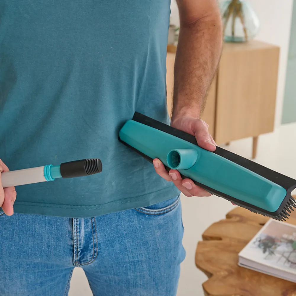 Balai extensible poils doux bleu L.1 m x l.7cm>GoodHome Discount