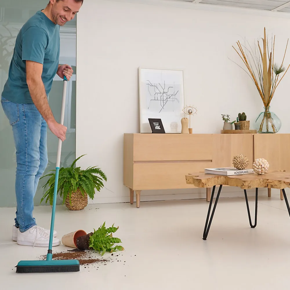 Balai extensible poils doux bleu L.1 m x l.7cm>GoodHome Discount
