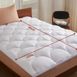 Surmatelas 140x190 cm Microfibre Rafraichissante 600 GSM 4 cm Epaisseur Fixation Elastique 1 Personne><noscript><img width=