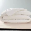 Blanreve Couette Blanrêve très chaude 260 x 240 cm Gamme "Confort" traité Anti Acarien Soft & care* Couette