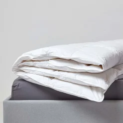 Couette chaude 260 x 220 cm en duvet et plumes d'oie 13.5 Tog ->Homescapes Online