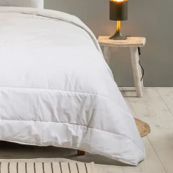 Couette Chaude 240x260cm ANTI-PUNAISES DE LIT><noscript><img data-lazyloaded=