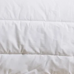 Couette Chaude 200x200cm ANTI-PUNAISES DE LIT><noscript><img width=