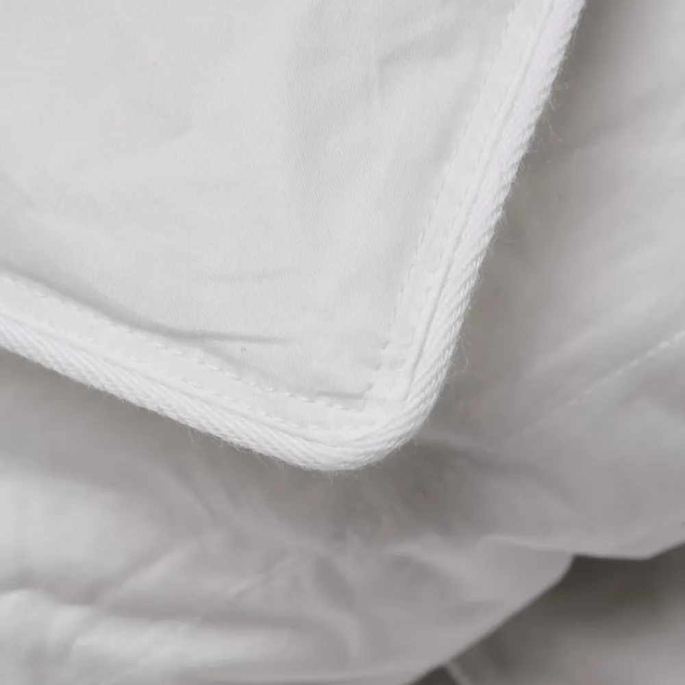 Bleu Calin Couette Duvet Été Légère 220x240cm 90% DUVET DE CANARD* Couette