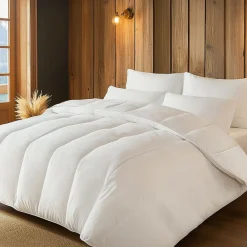 Couette en microfibre - Chaude - 400 g/m² 200x200 cm COURCHEVEL>Sensei Maison Outlet