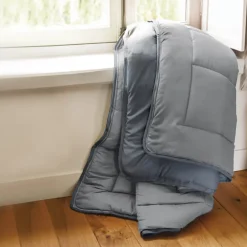 Linnea Couette hiver 200x200 cm COCOON BICOLORE Acier/Argent garnissage fibre polyester 400g/m2* Couette