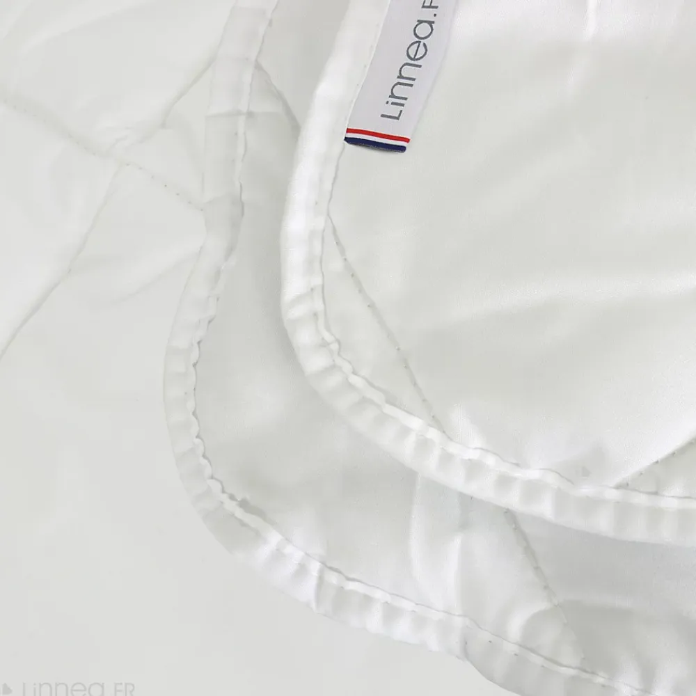 Linnea Couette hiver 200x200 cm COCOON garnissage fibre polyester 400g/m2* Couette