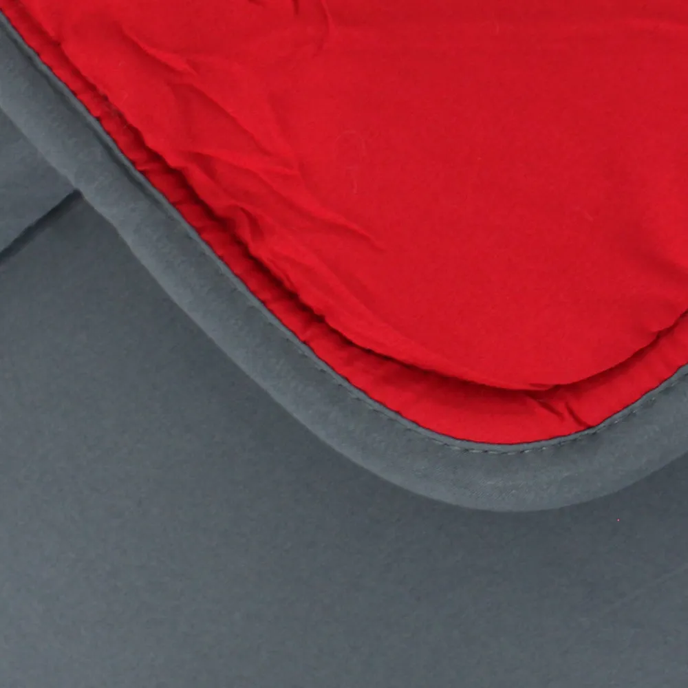 Couette hiver 140x200 cm COCOON BICOLORE Gris/Rouge garnissage fibre polyester 400g/m2>Linnea