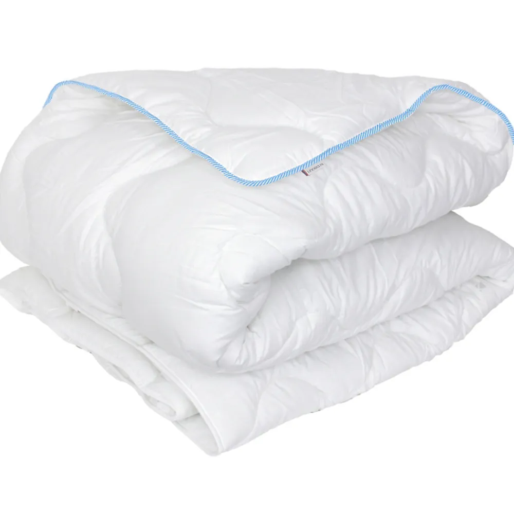 Couette hiver 160x200 cm HARMONIE garnissage fibre polyester 450g/m2>Linnea Outlet