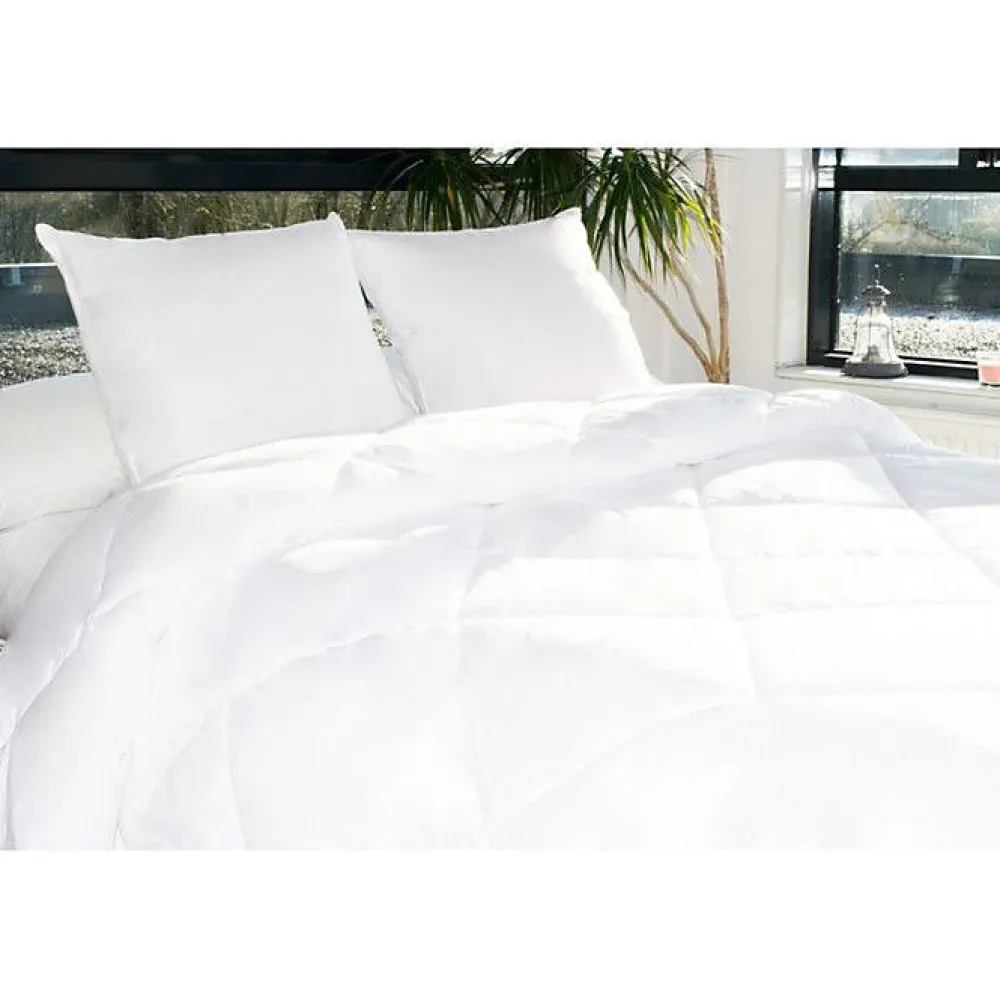Bleu Calin Couette Hotelière Hygiafill 220 x 240 cm pour lit 2 places 140 x 190 cm à 160 x 200 cm* Couette