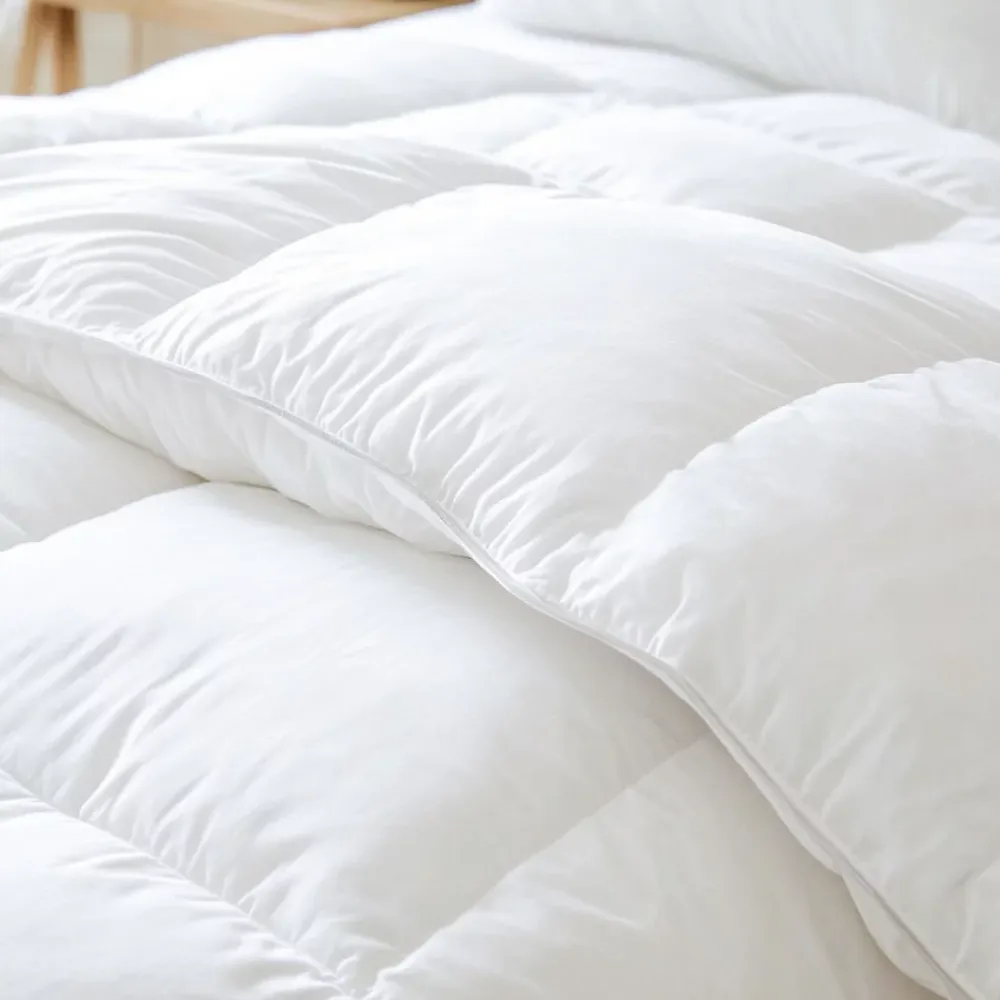 Sensei Maison Couette naturelle - Tempérée - 50% duvet 250 g/m² 280x240 cm AVORIAZ* Couette