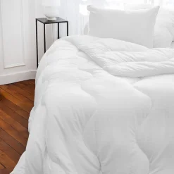 Couette été 240x220 cm CARESSE garnissage polyester 180g/m2>Linnea Best
