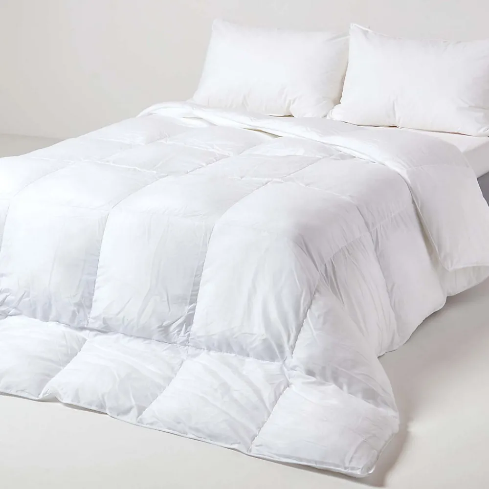 Couette tempérée 260 x 220 cm en microfibre 10.5 Tog ->Homescapes