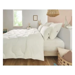 Couette 140x200 cm CHAMPS DE LIN - Chaude - 450G/m² - Couette 1 personne -Douce et Chaude -Anti-acariens Antibactériens -><noscript><img width=