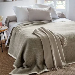 Couverture 100% Laine Toison DOr 180 x 240 taupe naturel><noscript><img width=