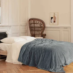 Linnea Couverture 100% polyester 220x240 cm microvelours DOLCE vert argile* Couverture