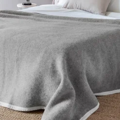 Linnea Couverture 100% pur laine vierge 240x260 cm PASTORALE blanchie* Couverture