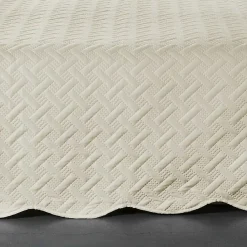 Linder Couverture molletonné surpiquage graphique (180x240 cm - Beige)* Couverture