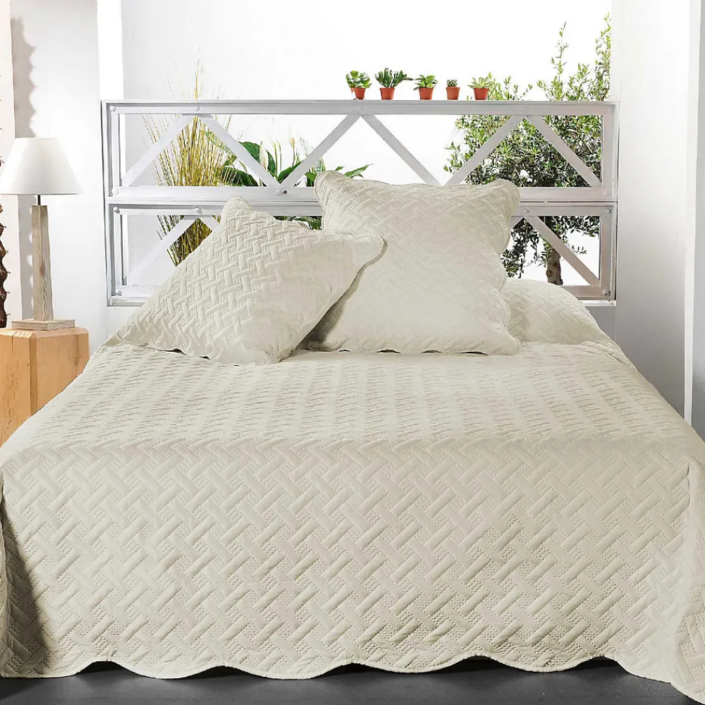 Couverture molletonné surpiquage graphique (250x260 cm - Beige)>Linder New