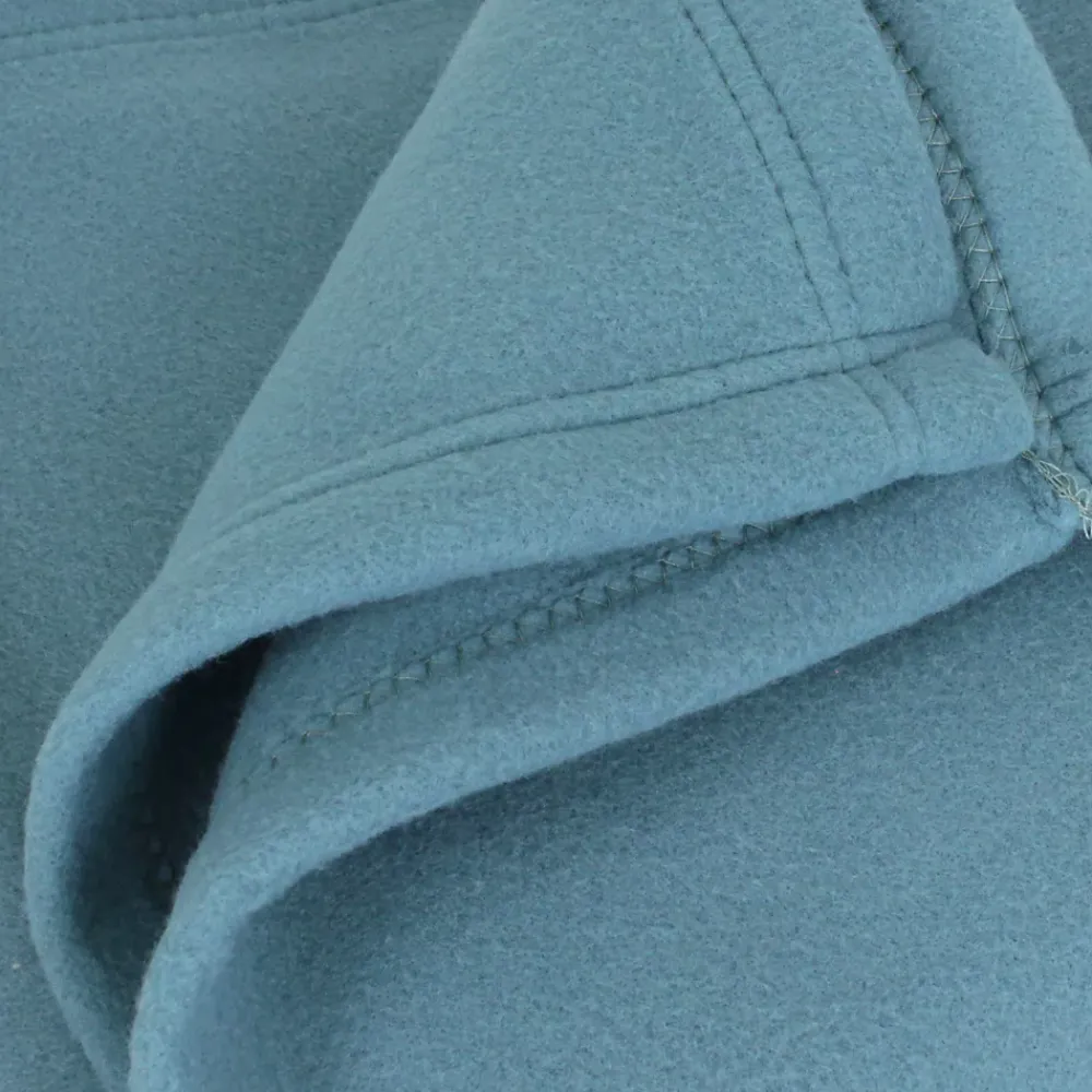 Linnea Couverture polaire 180x220 cm 100% Polyester 350g/m2 TEDDY bleu Lac* Couverture