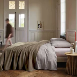 Linnea Couverture polaire 180x220 cm 100% Polyester 350g/m2 TEDDY Marron Taupe* Couverture