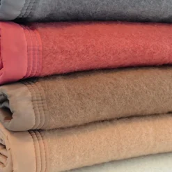 Couverture pure laine vierge Woolmark 500g/m² VOLTA 240x300 cm Gris Acier><noscript><img width=