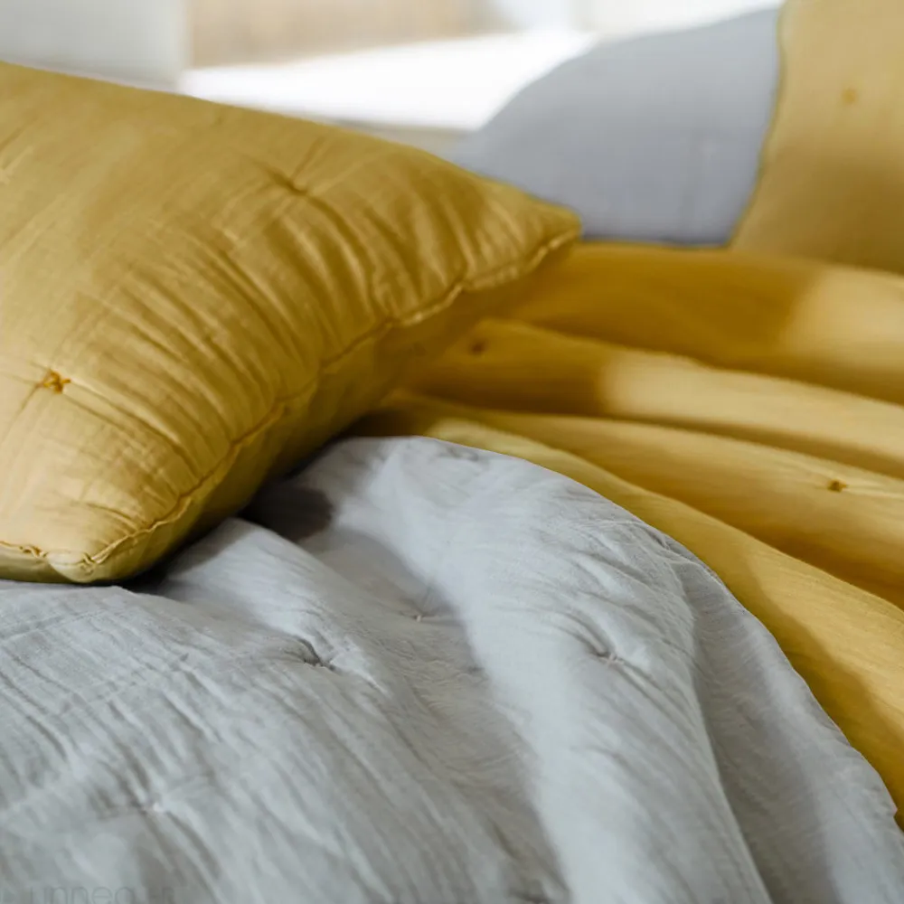 Couvre lit capitonné en mousseline de coton 180x240 cm ANDROS jaune jasmin>Linnea Best