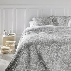 Dessus de lit 260 x 240 cm + 2 Taies 60 x 60 cm "Marie" - Gris>Atmosphera Discount