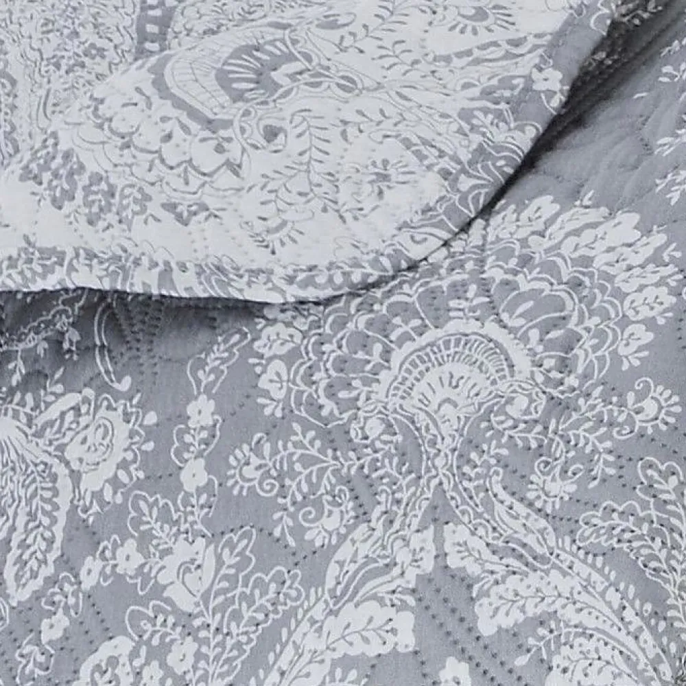 Dessus de lit 260 x 240 cm + 2 Taies 60 x 60 cm "Marie" - Gris>Atmosphera Discount