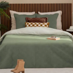 Dessus de lit Lilou vert céladon 260x240cm - Atmosphera><noscript><img width=