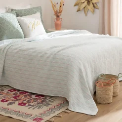 Dessus de lit Wild jacquard bleu clair 240x260cm - Atmosphera><noscript><img width=