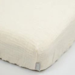 Drap housse uni en gaze de coton><noscript><img width=