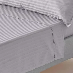 Homescapes Drap plat satin rayé en coton égyptien 330 fils gris, 240x300 cm -* Drap Plat