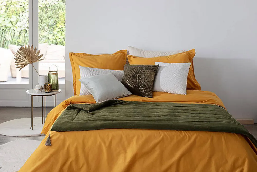 Édredon Sonia - velours - vert kaki 80x180 cm - Atmosphera>Atmosphera Créateur D'Intérieur Outlet