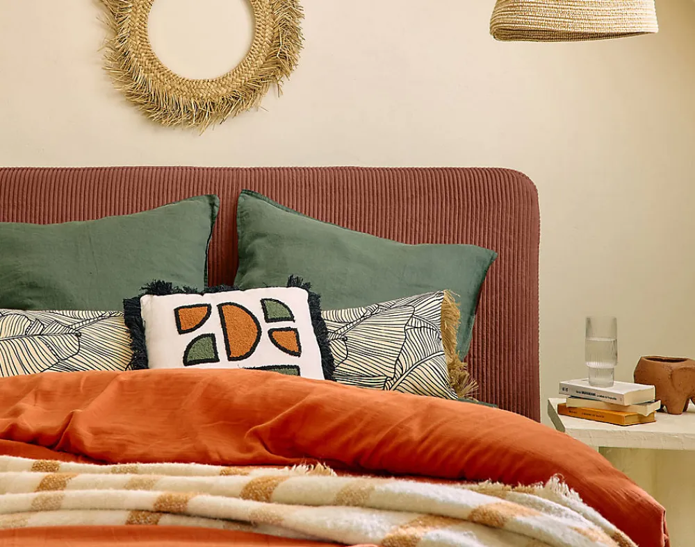 Goyave - lit coffre - 140x190 - en velours côtelé - sommier inclus ->Best Mobilier Discount