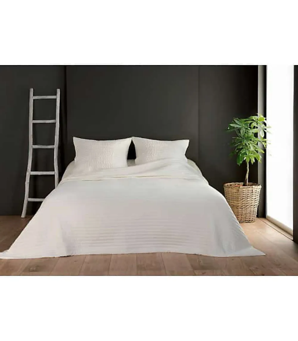 Linder Jeté de lit ivoire capitonné style boutis - 180x240cm - Ecru* Boutis, Couvre-Lit, Édredon