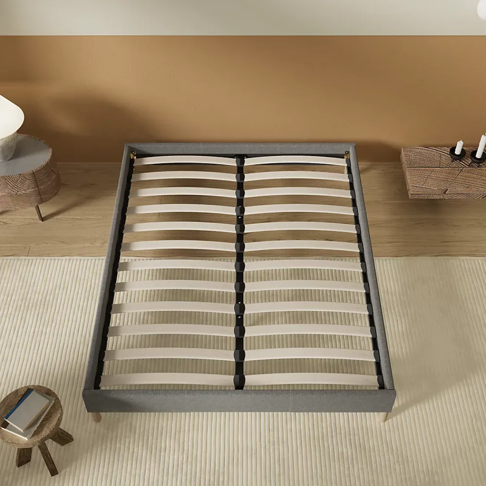 November Lit avec sommier lattes en bois - 120x190 cm - Tissu Gris - Pieds en bois* Sommier