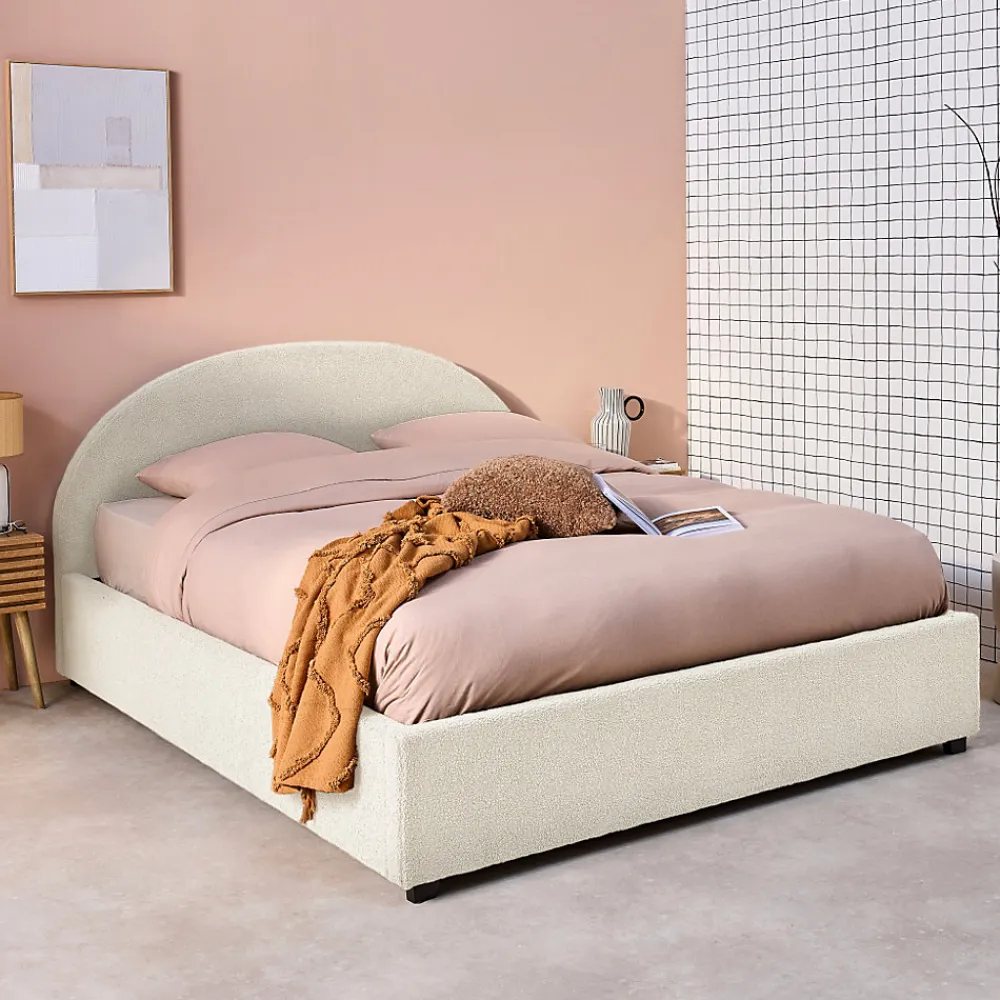 Lit coffre avec sommier à lattes et tête de lit. finition bouclette. blanc. L216.5 x P174 x H102cm>Sweeek Hot