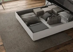 Lit coffre rembourré en simili cuir blanc Agueda 160x200><noscript><img width=