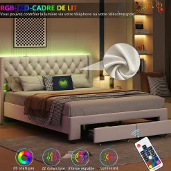 Lit coffre 140x190 cm en velours beige, tête de lit cloutée, 2 tiroirs, ports USB, poches latérales, bande LED amovible><noscript><img width=