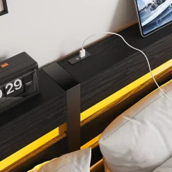 Okwish Lit Double 140x200 cm, Lit Métal Ado avec Éclairage LED et Prises USB, Rangement dessous, Sans Matelas, Métal et Bois, Noir* Lit Double