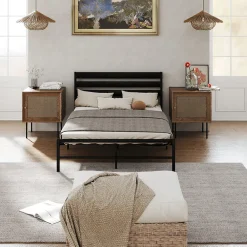 Lit en Métal Noir 140x200 cm - Lit Robuste et Moderne pour Chambre Ado - Sans Matelas - Cadre Métal><noscript><img width=