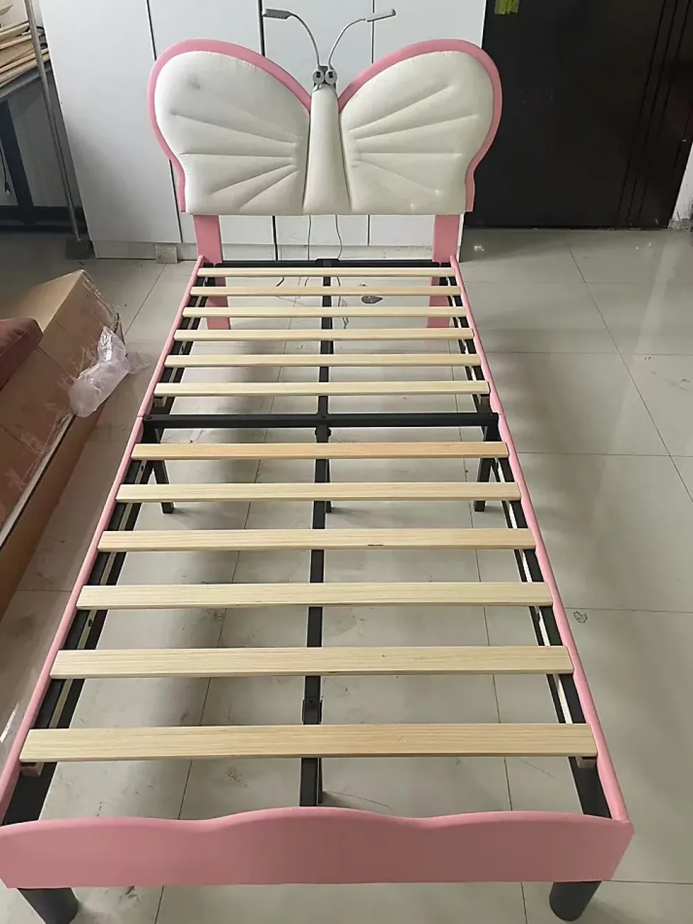 Fortuna lai Lit Enfant, Lit Papillon, Blanc et Rose, Avec Éclairage, 90x200* Lit Avec Rangement