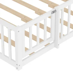 Lit enfant 140x190 cm - Lit avec barrières et design maison - Bois de pin et MDF - Sans matelas - Blanc><noscript><img width=