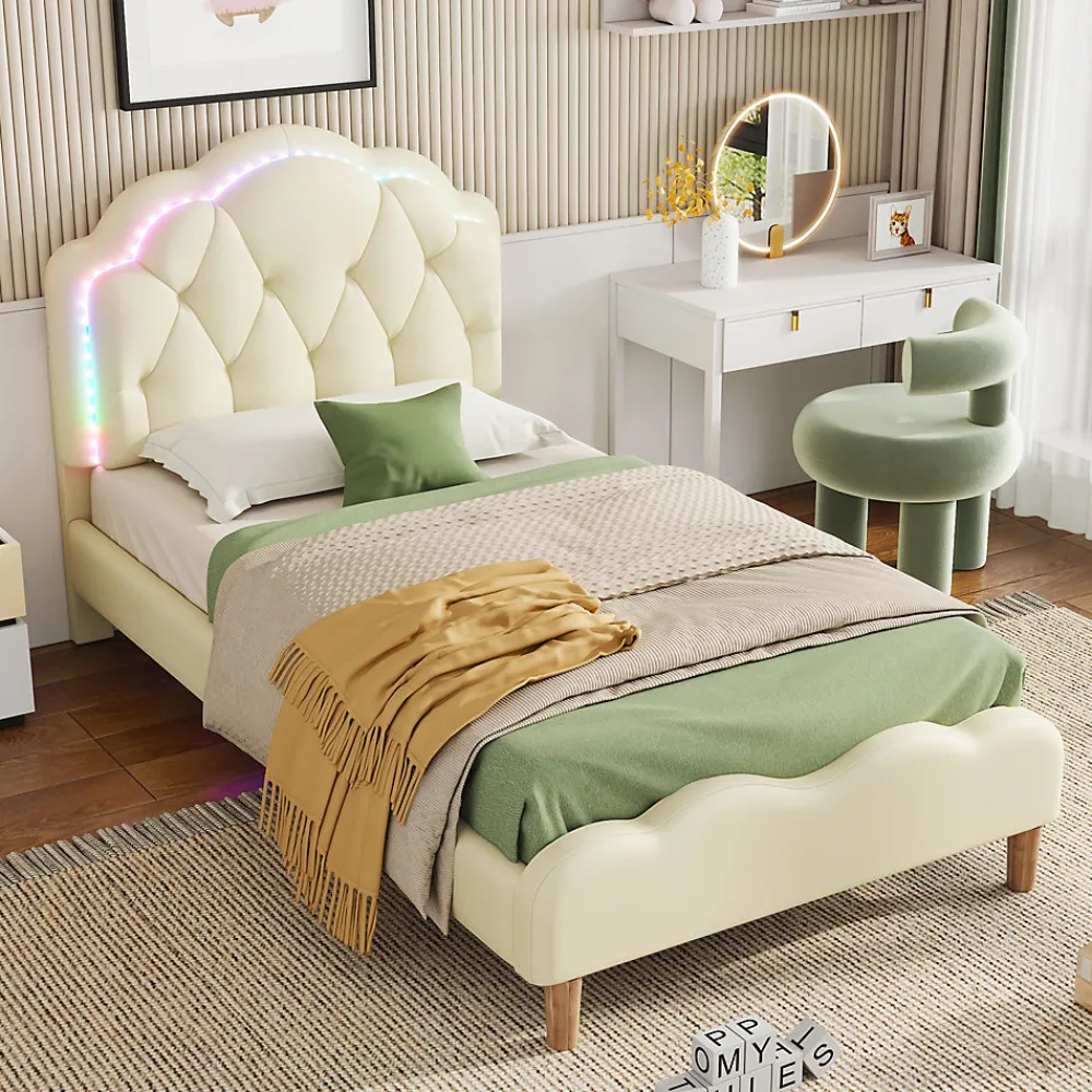 Lit 90x200 cm avec tête de lit ondulée et bande LED multicolore intégrée, tapissé PU beige, lattes en bois>Redom New
