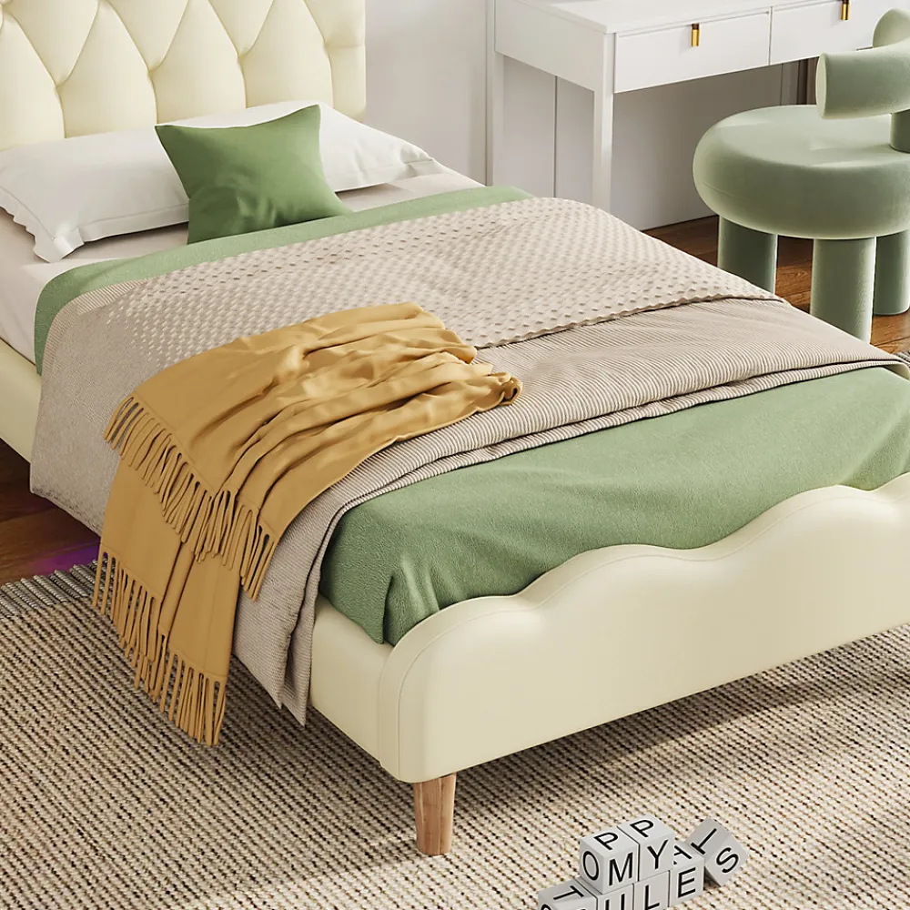Lit 90x200 cm avec tête de lit ondulée et bande LED multicolore intégrée, tapissé PU beige, lattes en bois>Redom New